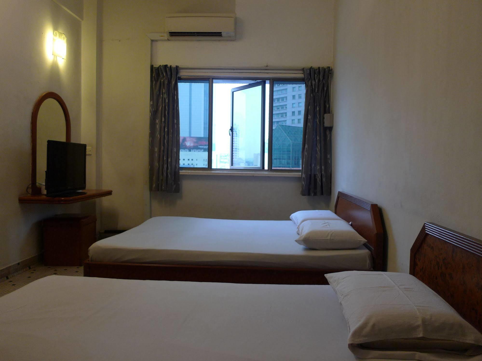 Hotel J.B. Johor Bahru Bagian luar foto